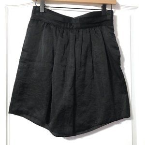 Bensoni Black skirt size 6 miniskirt EUC